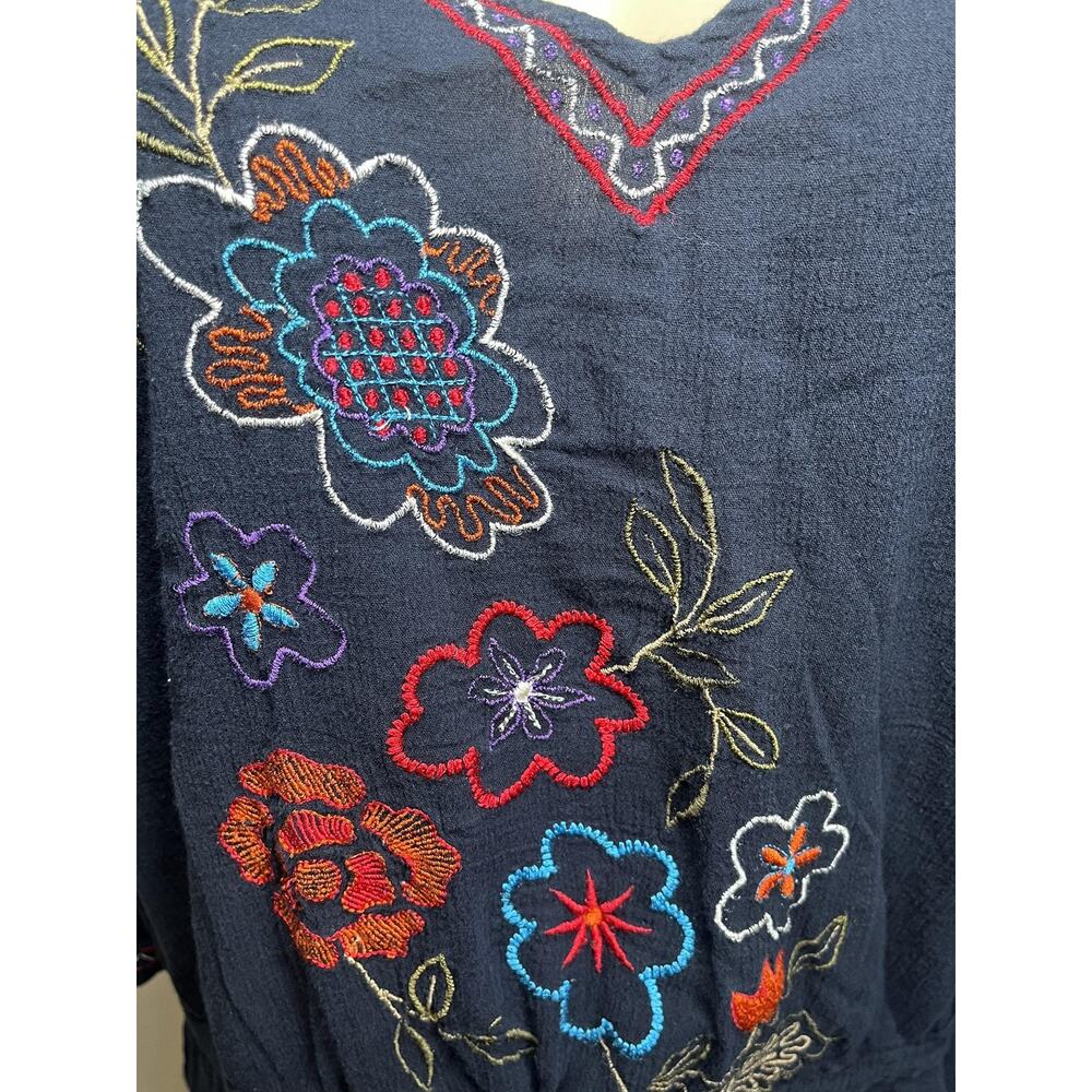 Original Anthony's Shirt Womens 1X Embroidered Floral V-Neck Black Tunic VTG Y2K - Picture 4 of 10